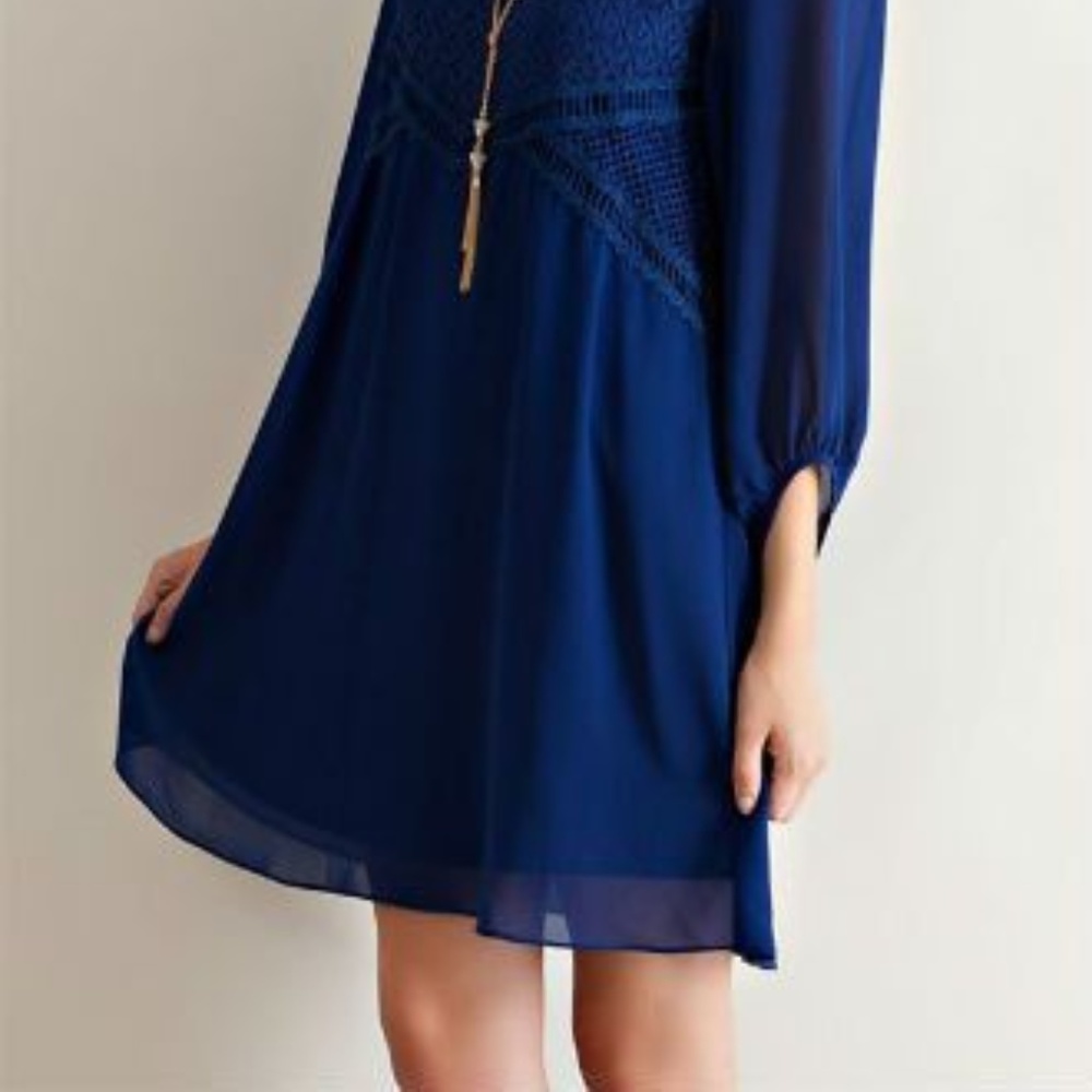 Navy blue Crochet key hole Dress - Picture 6 of 7